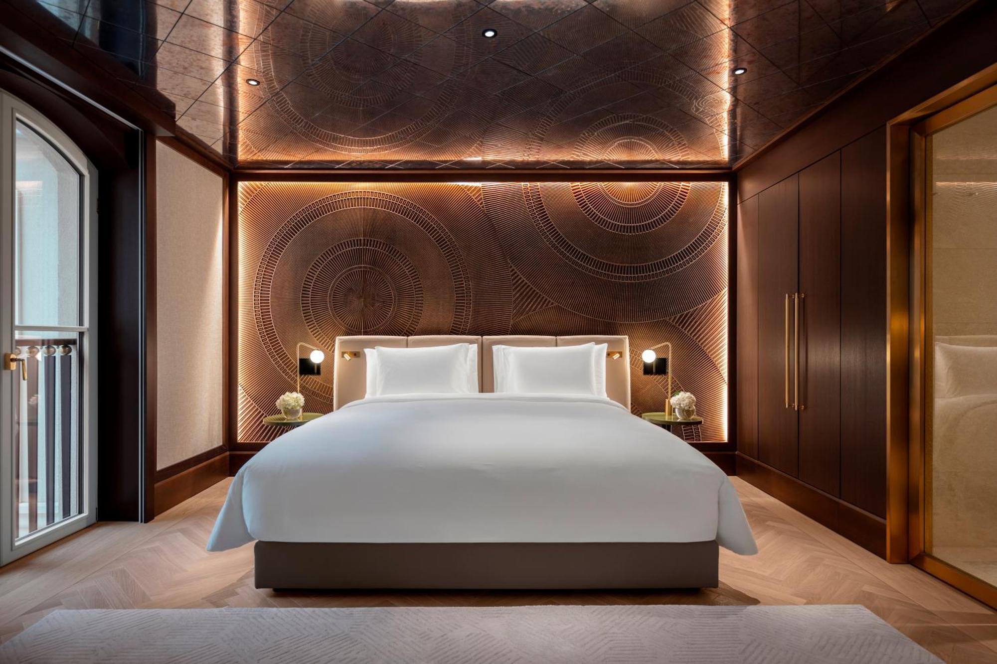 Almanac Palais Vienna Otel Dış mekan fotoğraf A bedroom at The Edition