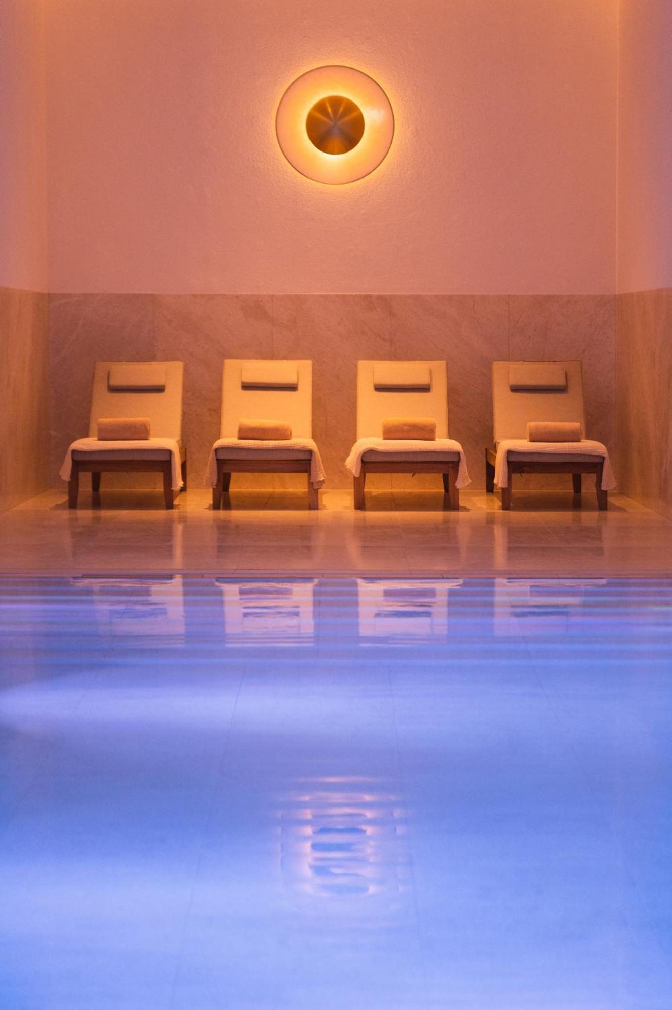 Almanac Palais Vienna Otel Dış mekan fotoğraf Spa at the InterContinental