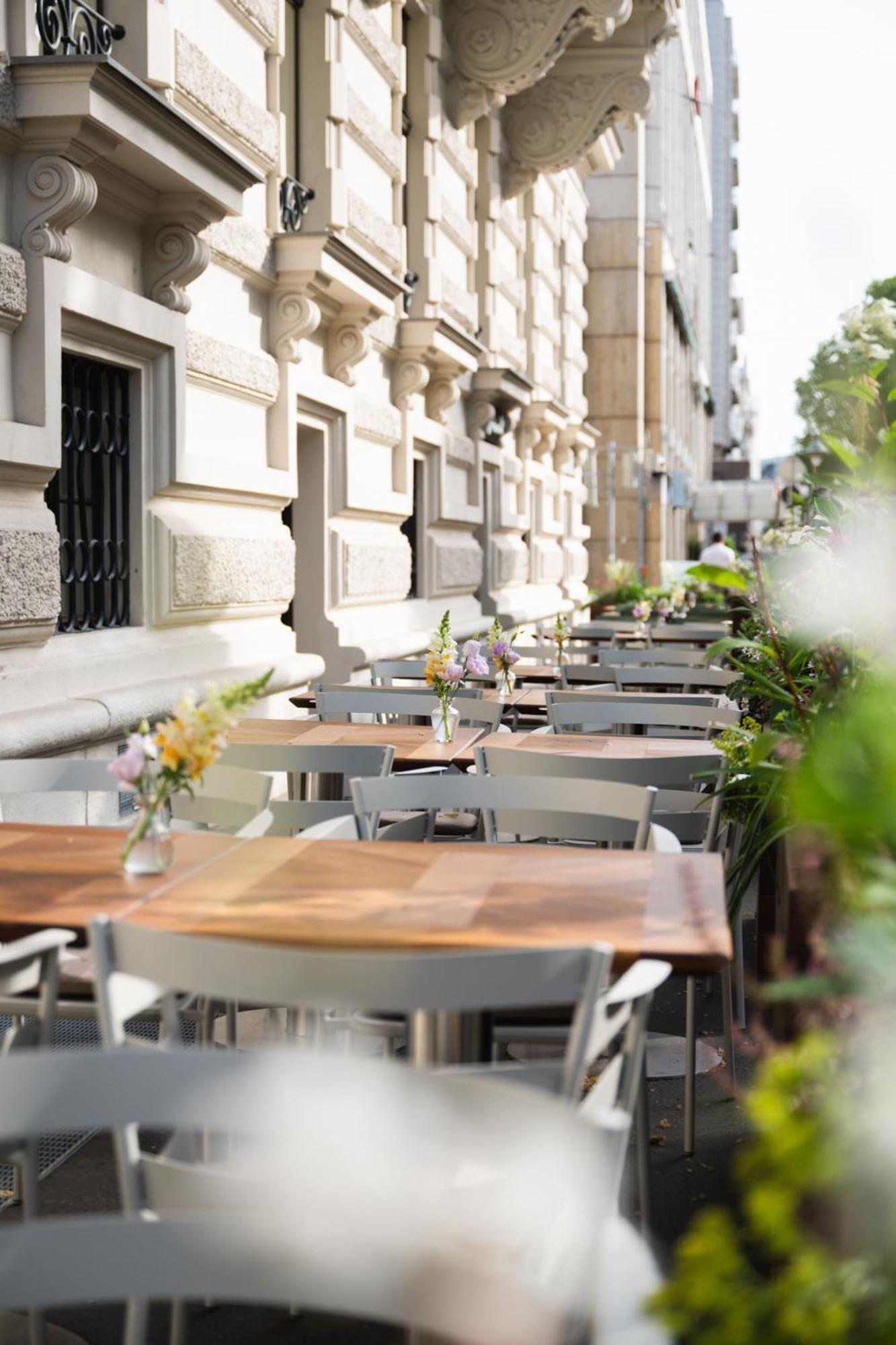 Almanac Palais Vienna Otel Dış mekan fotoğraf The Terrace at The Ivy, St John's Wood